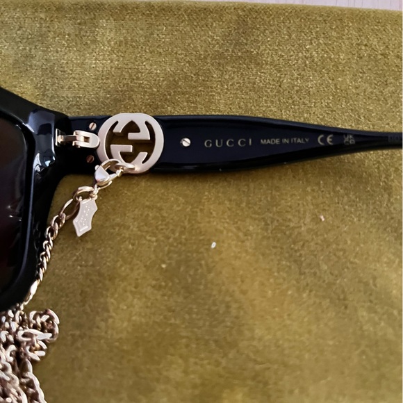 Gucci sunglasses with chain - Picture 5 of 5